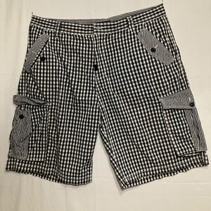 Vintage Y2K  90s men’s baggy shorts black and white gingham size 40